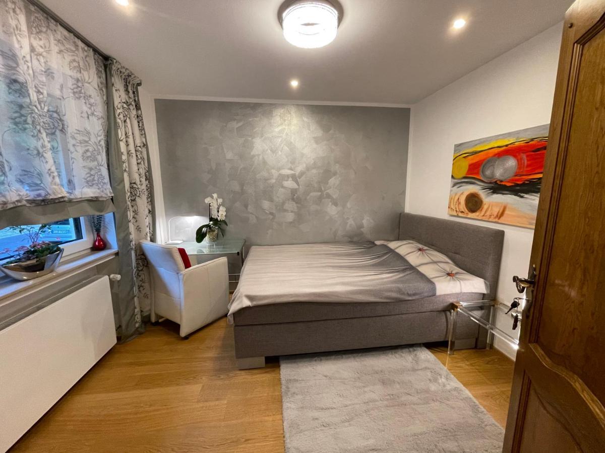 Airport Rooms Waldblick Cologne Extérieur photo