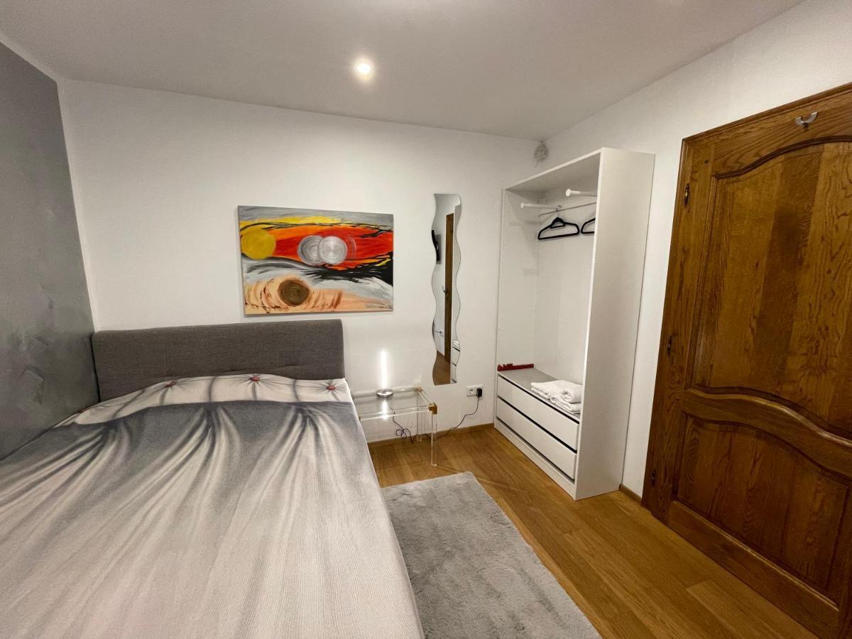 Airport Rooms Waldblick Cologne Extérieur photo
